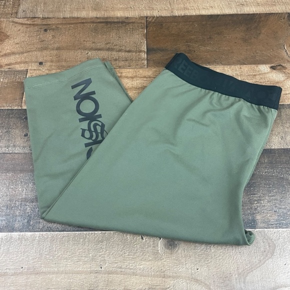 NWT Reebok Green Speedwick Precision RNF Capris - Picture 7 of 16